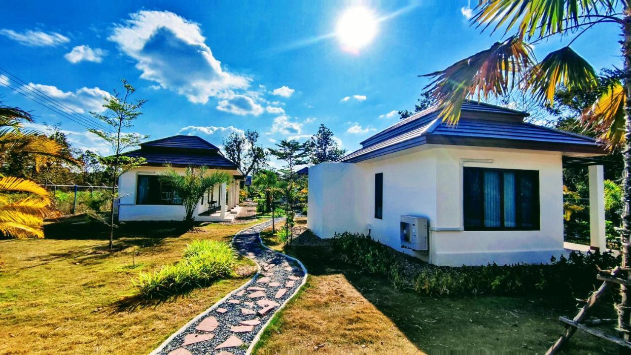 Isan Golf & Adventure Hotel Udon Thani Eksteriør billede